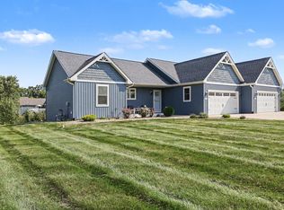 3273 White Heron Ln, Battle Creek, MI 49015