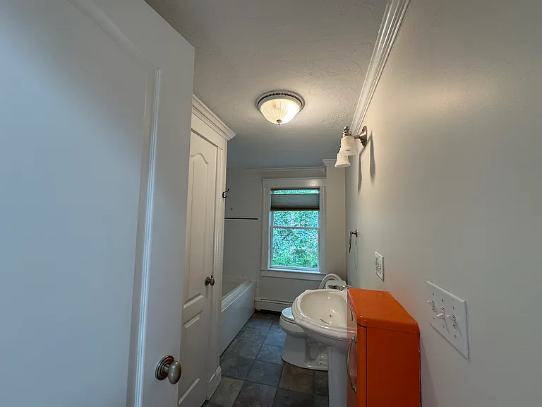 118 Sherman St #118 — Photo 22