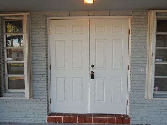 2nd image of 12001 NW 32nd Mnr