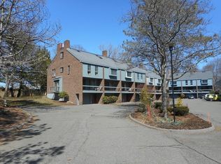 14 Williams St APT A1, Danvers, MA 01923