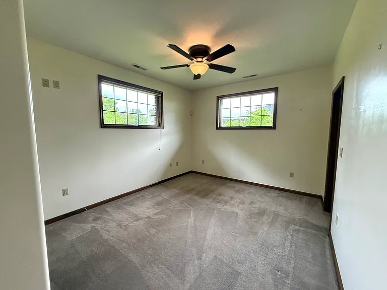 23158 Town Run Dr — Photo 5