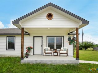 701 Horace Howard Dr #E, San Marcos, TX 78666