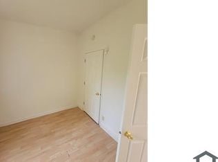 77 E 156th St, Harvey, IL 60426