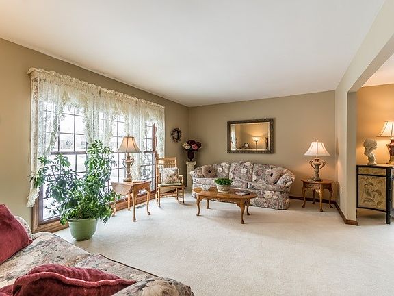 3rd image of 9237 Tranquility Dr