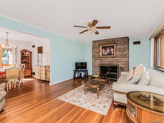 2nd image of 1109 AKA 1111 Nepperhan Avenue