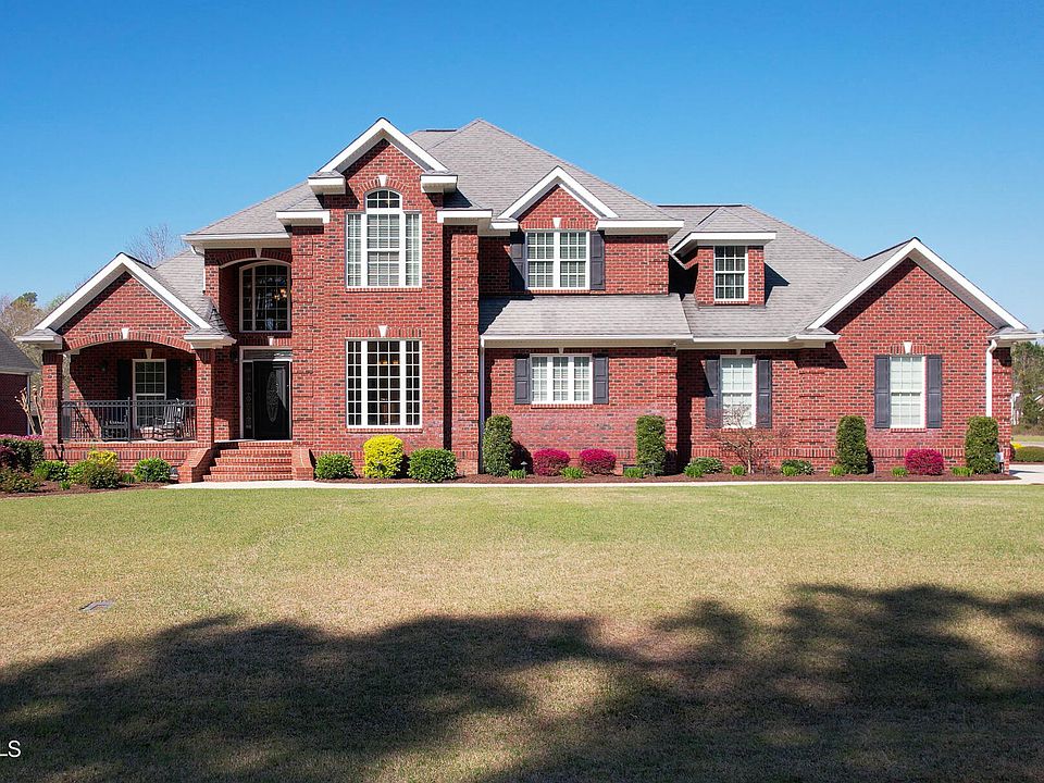 165 Sutton Place Drive, Lake Waccamaw, NC 28450 MLS 100435680 Zillow