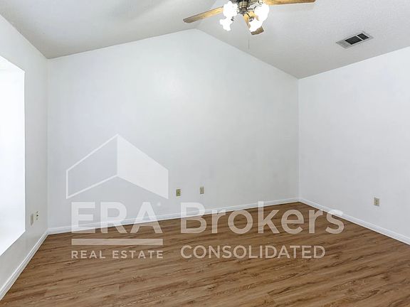 3rd image of 204 South Dr #A