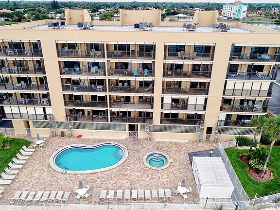 2nd image of 20040 Gulf Blvd APT 304