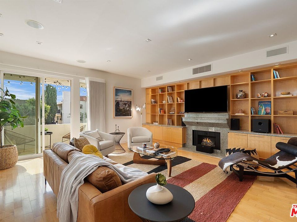 1st image of 11925 Mayfield Ave APT 2