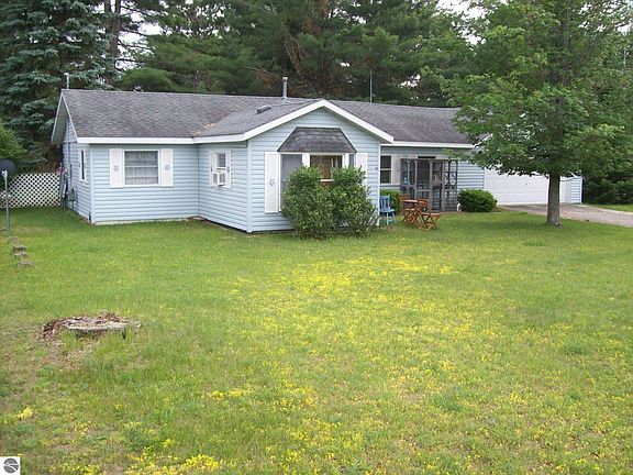 2nd image of 9136 Richfield Ct