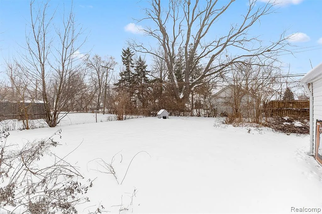 2 bed, 716 sqft, $1,550 — Photo 4