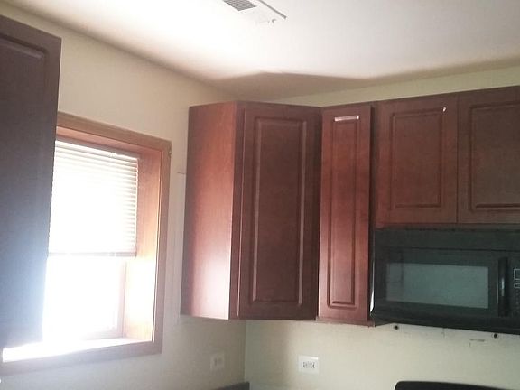 3rd image of 6314 S Eberhart Ave #2