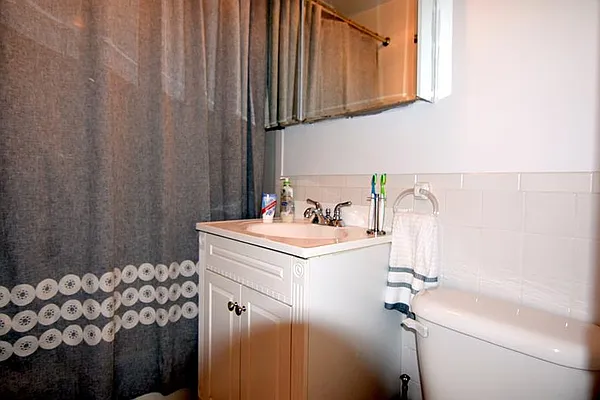 Rented by Buchbinder & Warren | media 11