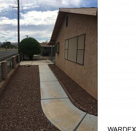 3rd image of 2245 Balboa Dr