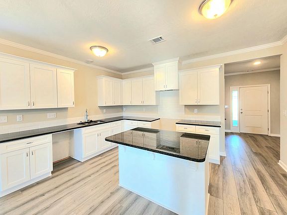 5th image of 216 Willowton Lane