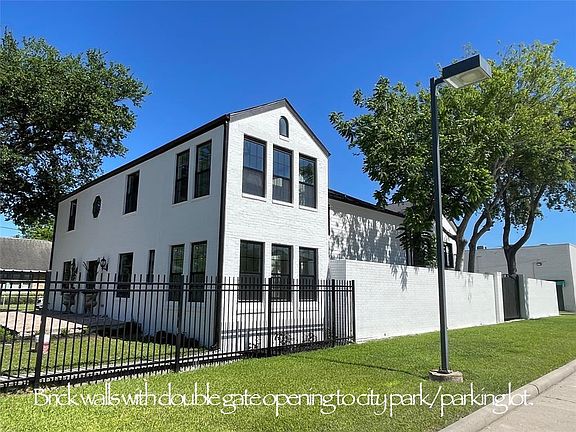 2nd image of 301 Granberry St