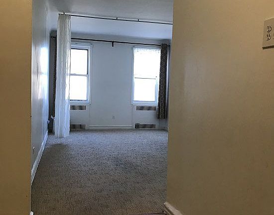 4th image of 6389 Saunders St #D11