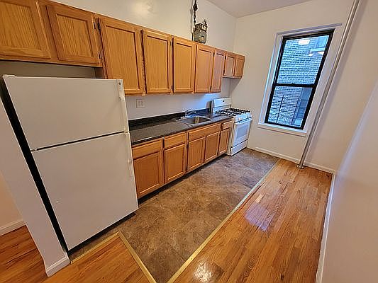 2nd image of 25 Vermilyea Ave #48