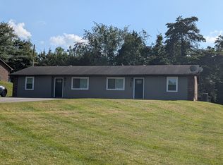 1464 Martha Dandridge Cir #1464, Dandridge, TN 37725