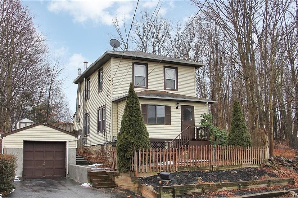 1st image of 80 Fair St