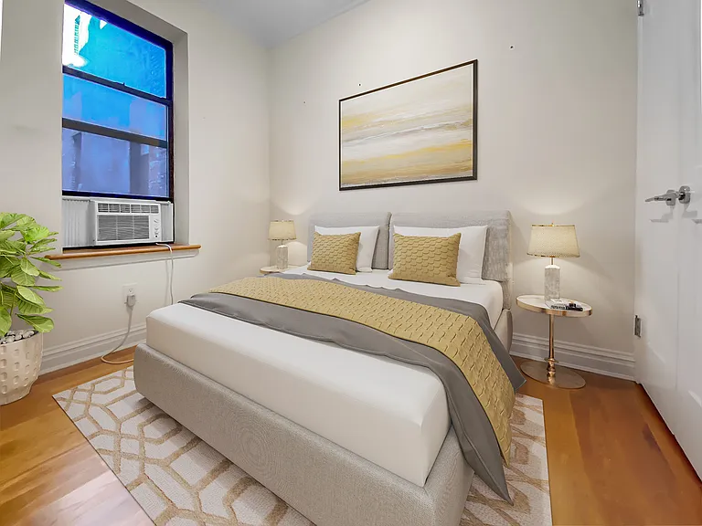 355 W 51st St #44 — Photo 2