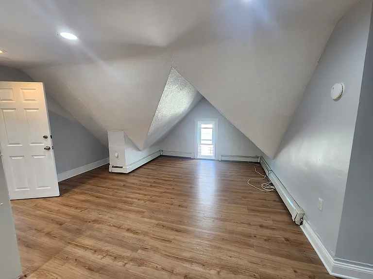277 Green St #3 — Photo 5