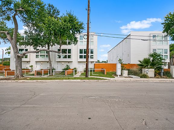 4th image of 143 Catalpa Ave