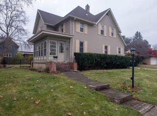 912 Roncevalles Ave, Rockford, IL 61107