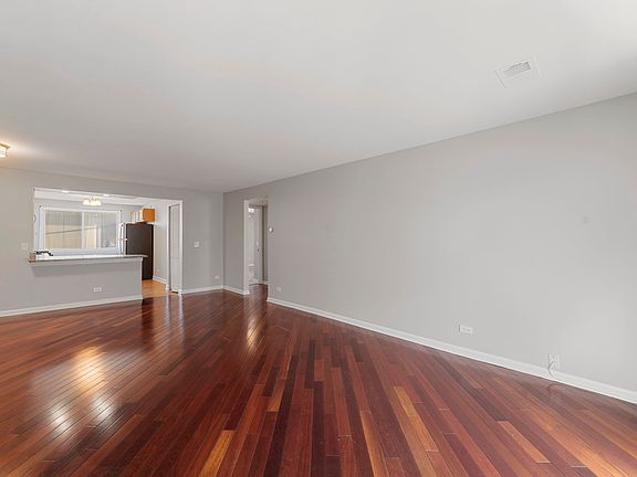4th image of 5825 W Higgins Ave APT 2A