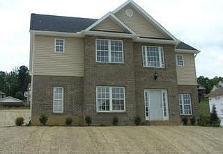 1st image of 125 Laurel Cyn