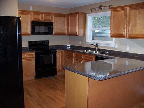 5th image of 1119 Vannoy Dr