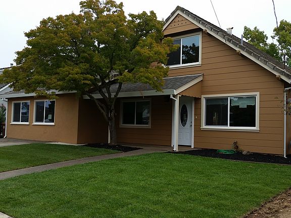 2nd image of 2591 Wimbledon St