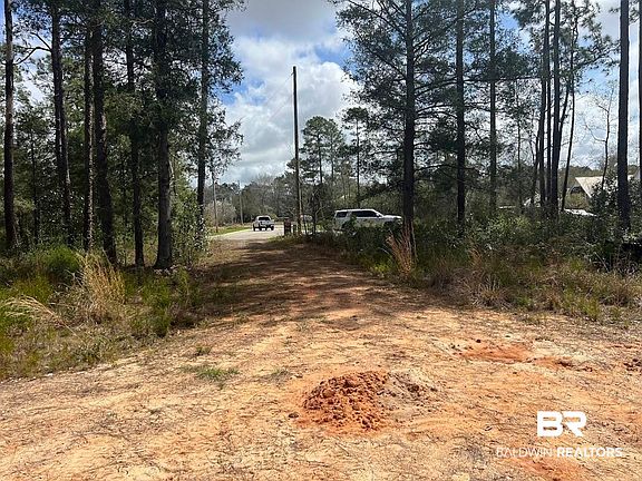 5th image of 17262 Bridgeport Dr