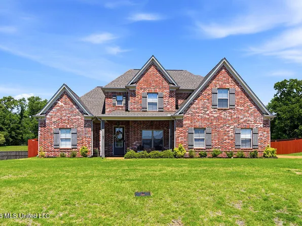 1544 Wilkerson Dr, Southaven, MS 38672
