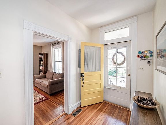 2nd image of 204 Denver Ave
