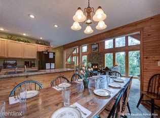 327 Pinnacle Dr, Gatlinburg, TN 37738
