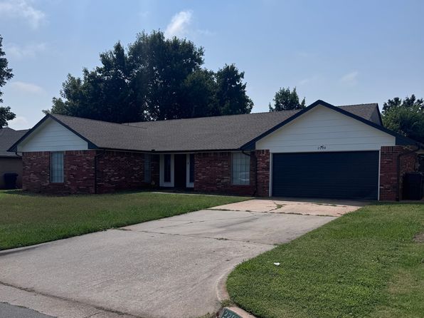 2208 NW 118th St
