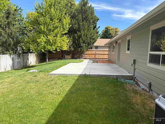 5th image of 513 Ridge Way