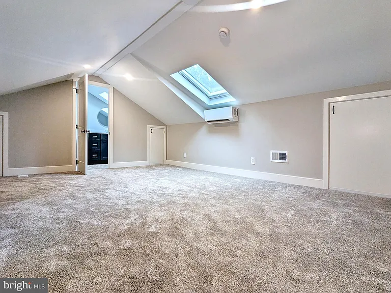 26B Kittery Ct #B — Photo 13