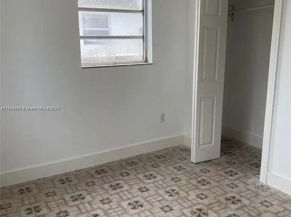 641 E 19th St, Hialeah, FL 33013