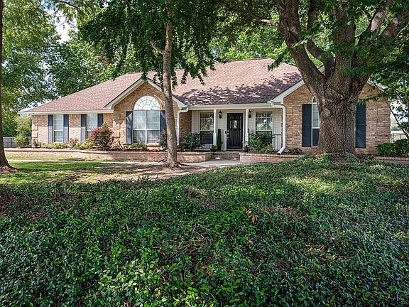 2nd image of 15505 Wagon Wheel Cir