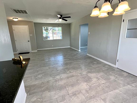 5th image of 5524 Edinburg Dr