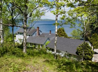 36 Burr Way, Owls Head, ME 04854