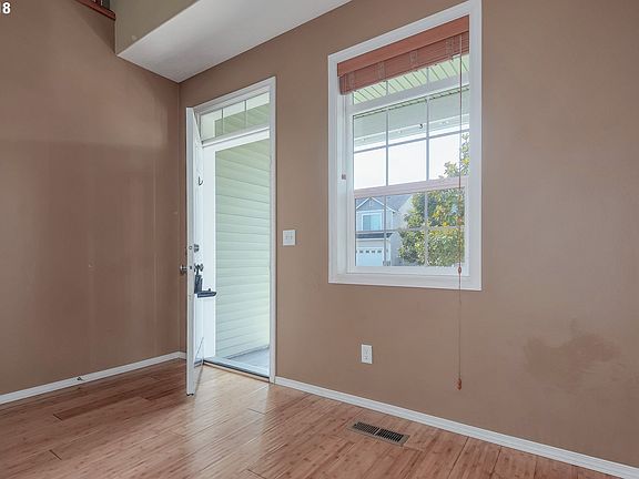 2nd image of 11612 NE 103rd St