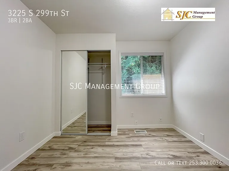 3225 S 299th St — Photo 8
