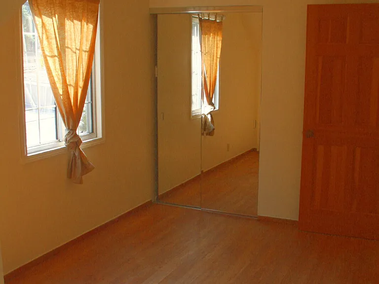 2307 Collins Ave — Photo 14