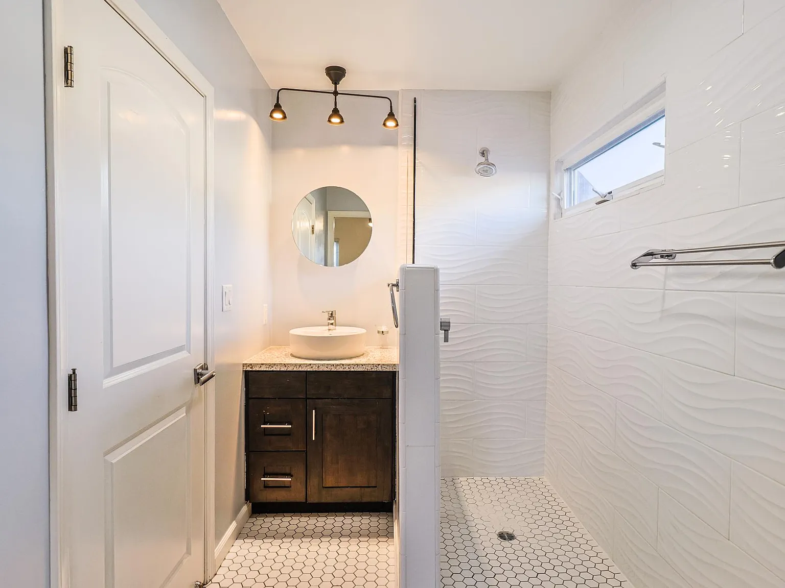 1 bed, 600 sqft, $2,295 — Photo 3
