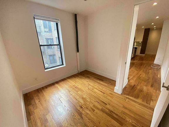 3rd image of 304 10th St #298-16