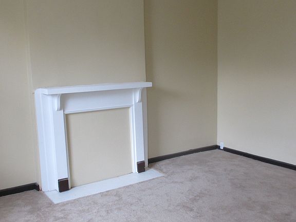 4th image of 2153 Stansbury St #A