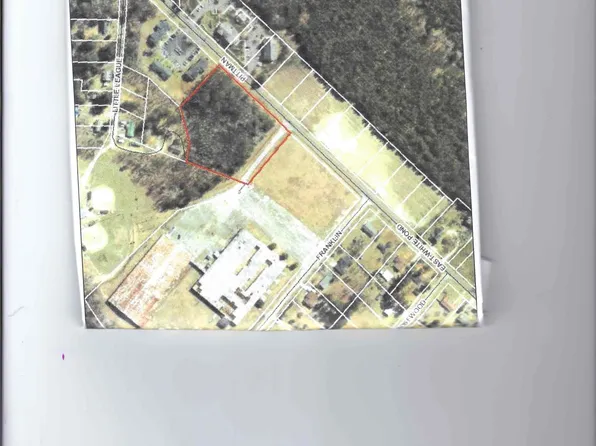 18 Pitman Street N, Fairmont, NC 28340